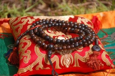 DARK YAK BONE MALA 108 BEADS WITH BONE COUNTERS FOR MEDITATION  