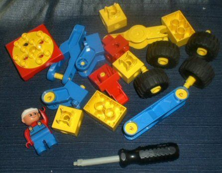 LEGO DUPLO #1814 ~ TOOLO BUILDER STARTER SET w/FIGURE & TOOL  