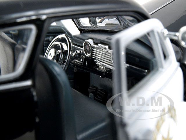 1948 CHEVROLET FLEETLINE AEROSEDAN HIGHWAY PATROL 124  