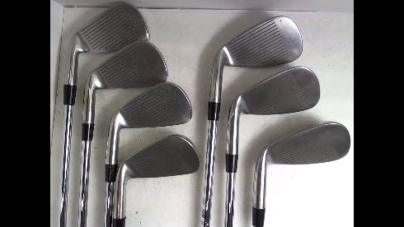 Callaway X 22 Tour Iron Set 4 PW Steel X Stiff Right  