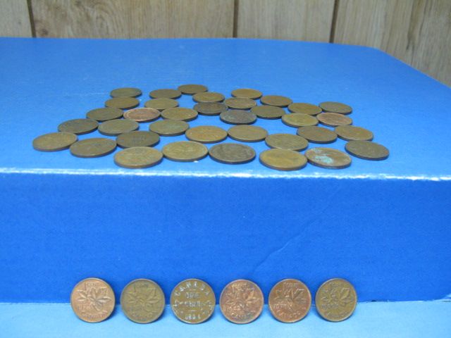 Vintage coins lot x42 Canada coins one cent 1920 1976  