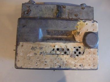 1940   48 Mercury Wonderbar Radio  