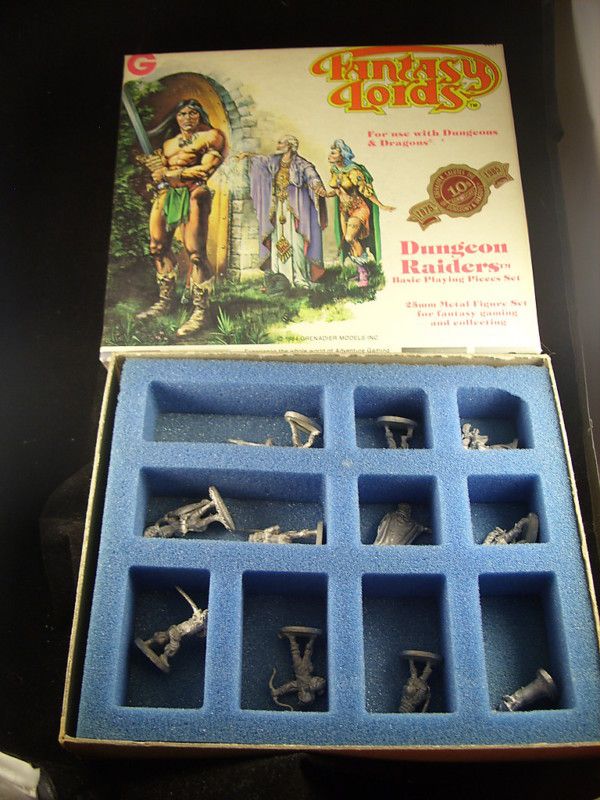 6007 Dungeon Raiders Grenadier Box Set COMPLETE  