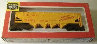 Life Like HO 62040 Union Pacific Coal Hopper w/ Box  