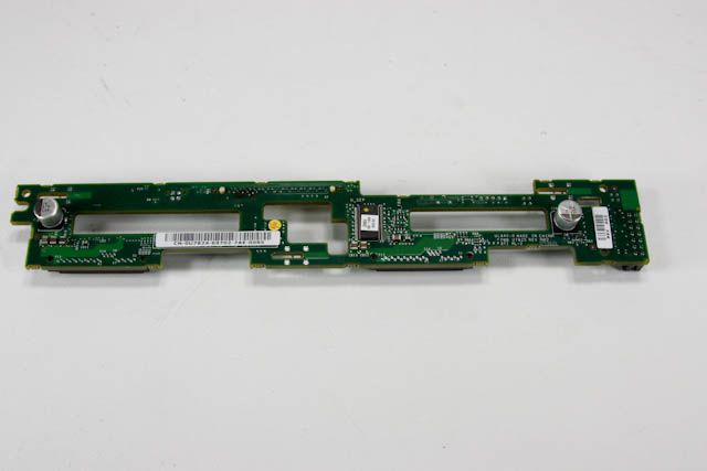 DELL POWEREDGE 1950 3.5 SAS/SATA BACKPLANE U7824  