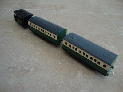 THOMAS TOMY TRACKMASTER VERY RARE GORDONS EXPRESS COACHES AND BRAKE 