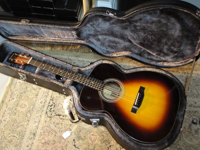 Eastman E10OM SB   Traditional Series Orchestra Model   Sunburst (SN 