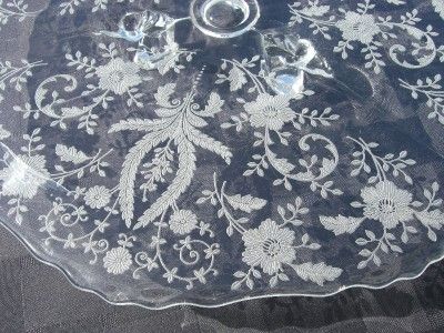 ELEGANT GLASS NEW MARTINSVILLE PRELUDE FOOT CAKE PLATE  