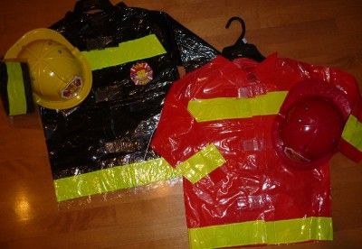 Boys FIREFIGHTER FIREMAN costume dress up Size 4  7 Black or Red coat 