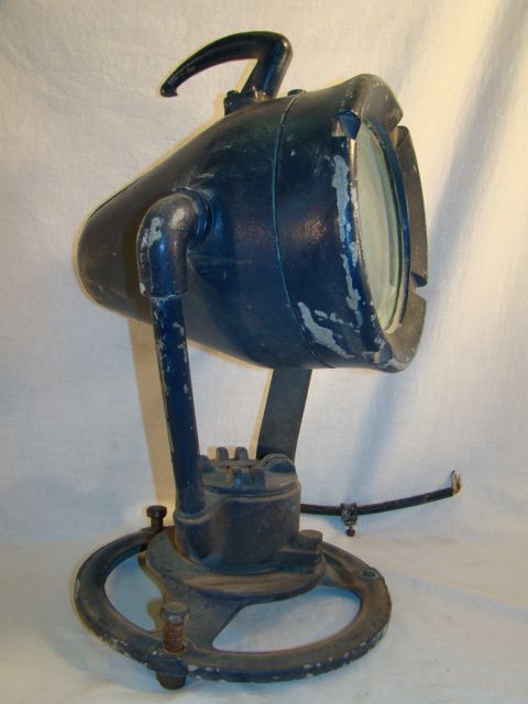   Ship SPOTLIGHT Old PYLE Swivel SEARCH LIGHT Retro BOAT Lamp  