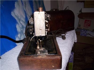 ANTIQUE SINGER SEWING MACHINE PRE 1930S WITH WOODEN KEYED CASE PARTS 