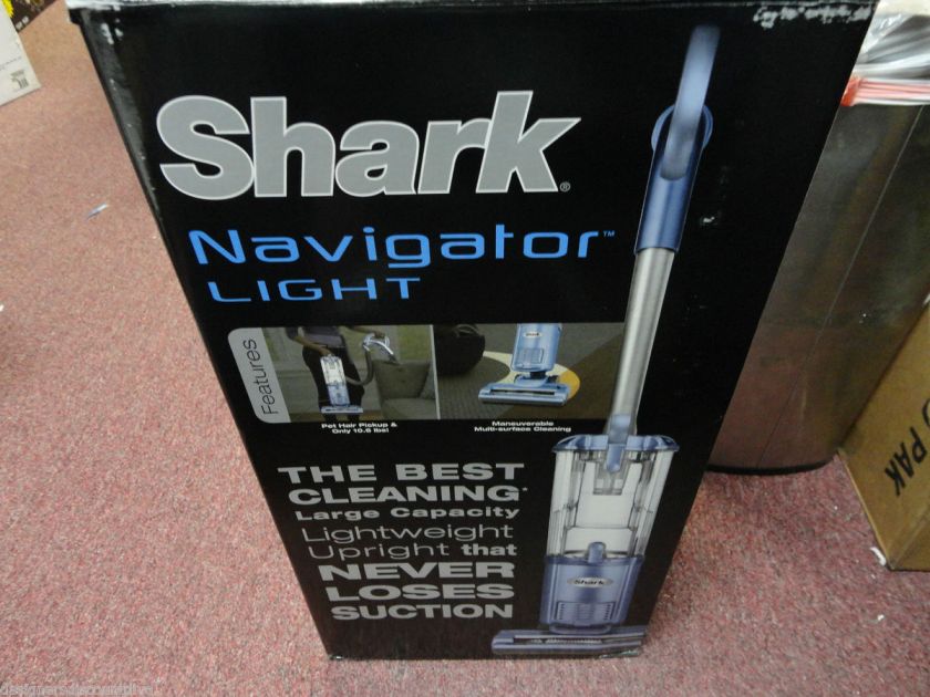 Shark Navigator Light Vacuum Cleaner ~~~~~~EXCELLENT 