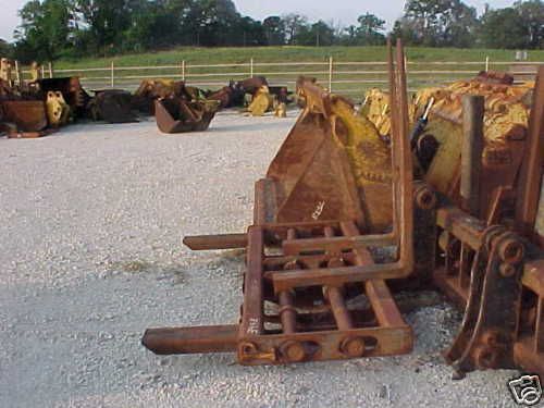 JOHN DEERE 344E/G 48 FORKS  