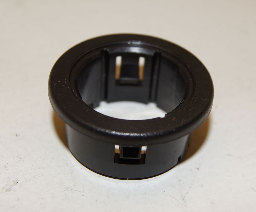 GM LIGHTER BEZEL RING 25749635  