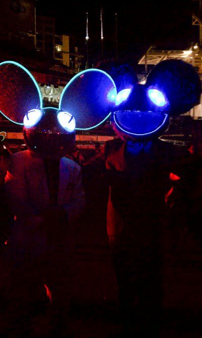 deadmau5 head replica   watch the youtube video for features  