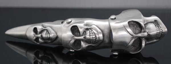 VERY UNIQUE DESIGNS FULL FINGER ARMOR RING with Human Skull 