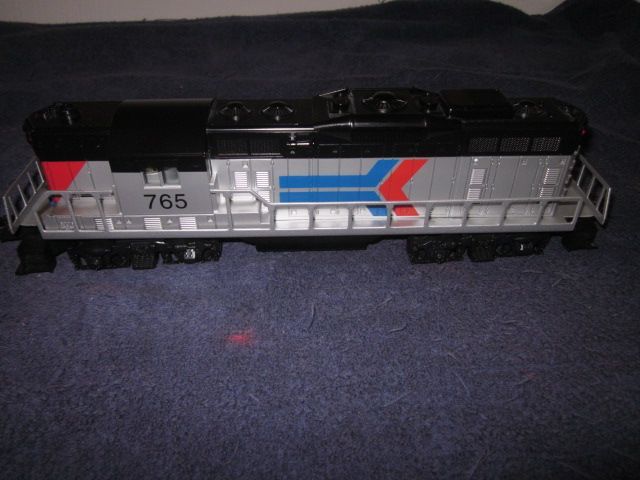 WILLIAMS GP402 AMTRAK GP9 POWERED DIESEL LOCOMOTIVE CAB #765 WITH HORN 