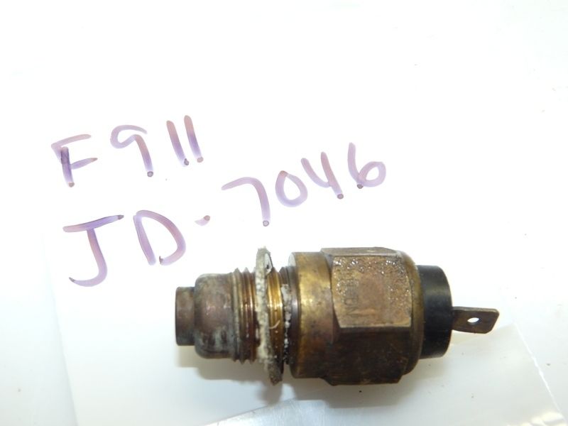   Deere F 911 Front Mow Kawasaki FD620D 22hp Engine Temperature Switch