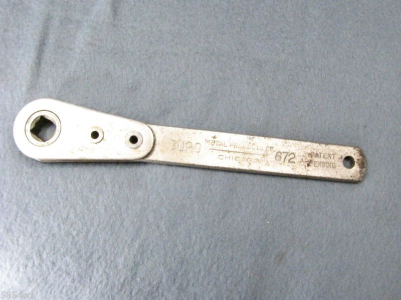 Vintage Duro 672 1/2 Drive Ratchet Handle  