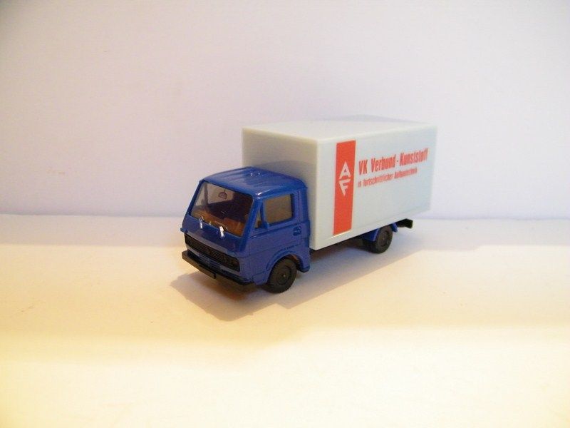 Herpa VW LT Verbund Kunstoff 4018 No Box HO Scale  