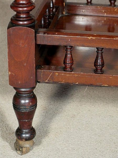 Antique English Walnut Octagonal Centre Window Table n78  