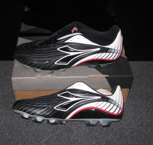 New Diadora Genoa RTX 13 Black Soccer Cleats MSRP $45  