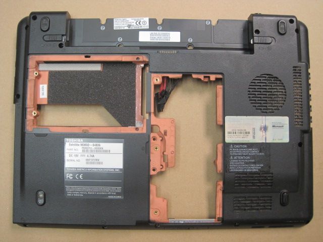 Toshiba Satellite M305D S4830 motherboard base  