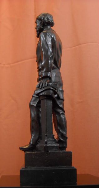   Signed Bronze Statue Science Fiction Author Twenty Thousand Leagues