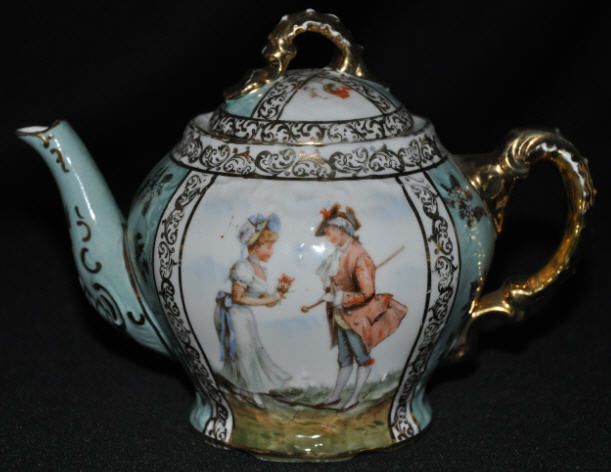 presenting a sweet romantic tea pot manufactured by victoria in