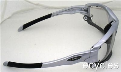   Silver Frame/Clear black Iridium Photochromic Lens 26 211   New  